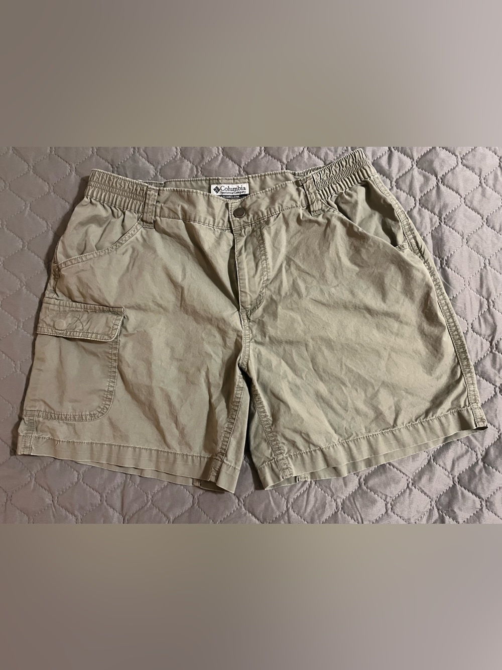 Columbia Women’s Tan Elastic-Waist Hybrid Shorts